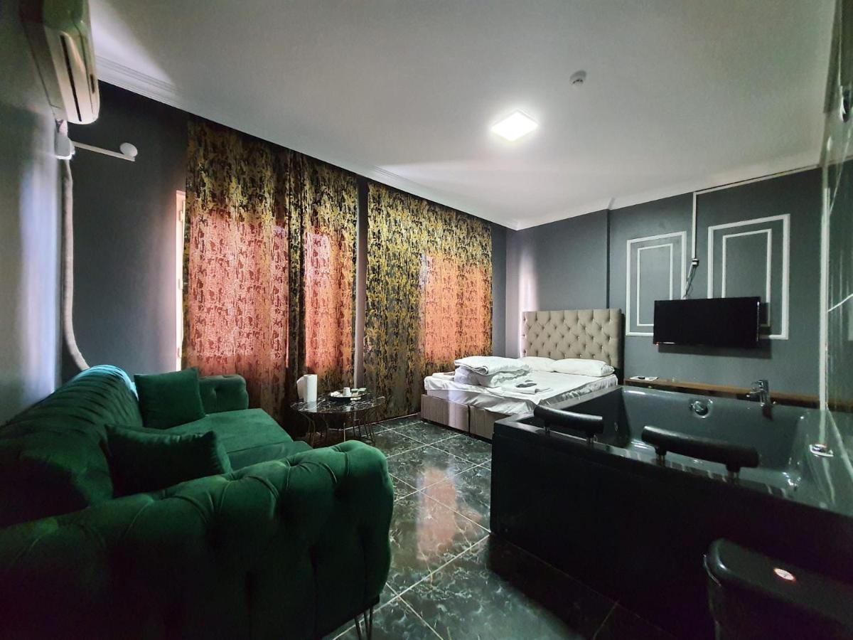 Vip Suit Otel Istanbul Exteriör bild