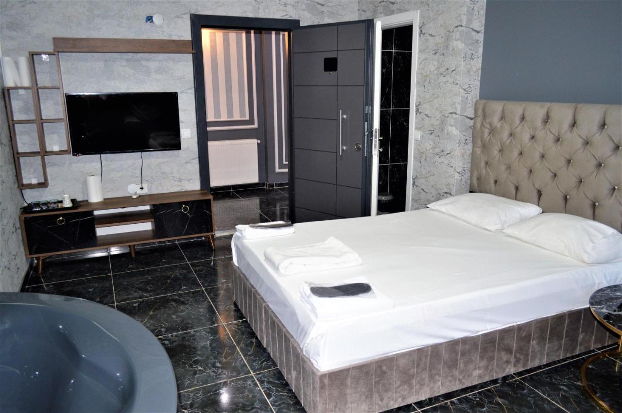 Vip Suit Otel Istanbul Exteriör bild